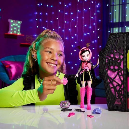 Monster High Draculaura Skulltimate Secrets: Neon Frights