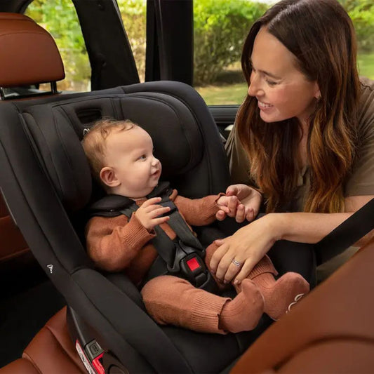 Nuna RAVA Next Car Seat - Caviar