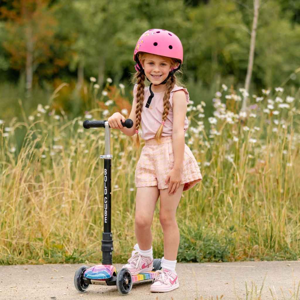 BOLDCUBE Big 3 Wheel Scooter Assortment (Crystal Rubix, Street Graffiti and Astro Dream)