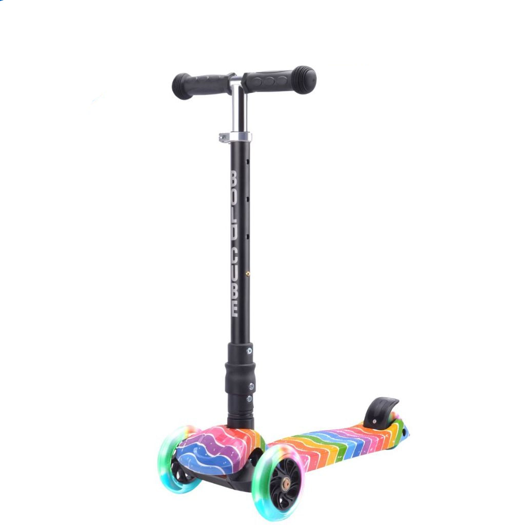 BOLDCUBE Big 3 Wheel Scooter Assortment (Crystal Rubix, Street Graffiti and Astro Dream)